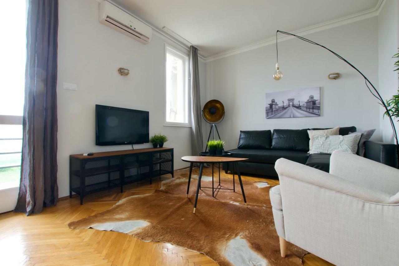 Standard Apartment By Hi5 - Incredible View With Terrace Budapest Kültér fotó