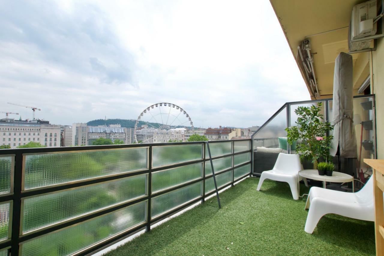 Standard Apartment By Hi5 - Incredible View With Terrace Budapest Kültér fotó